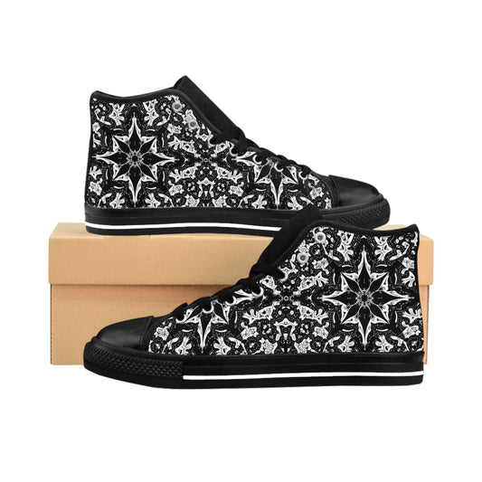 Black and White Lace Star Pattern Women's Classic Sneakers