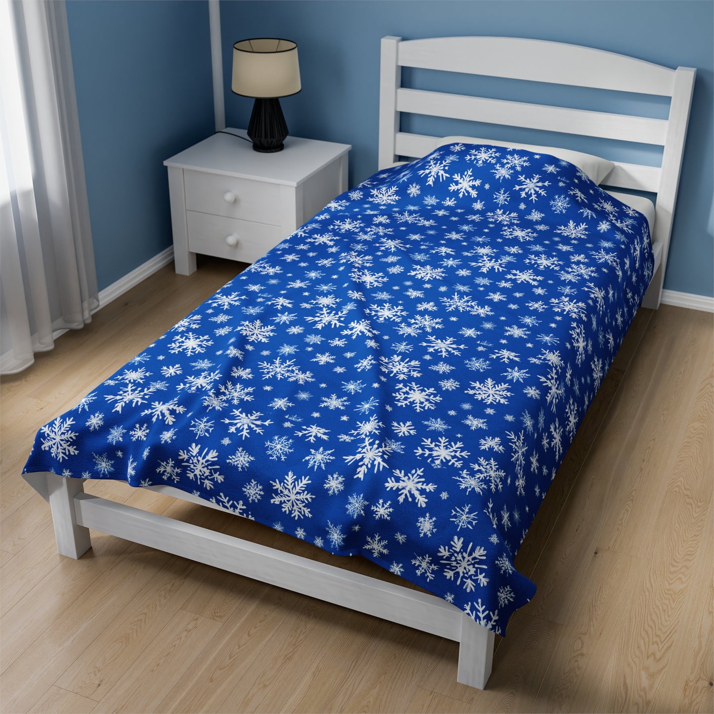 Blue Snowflake Velveteen Plush Blanket