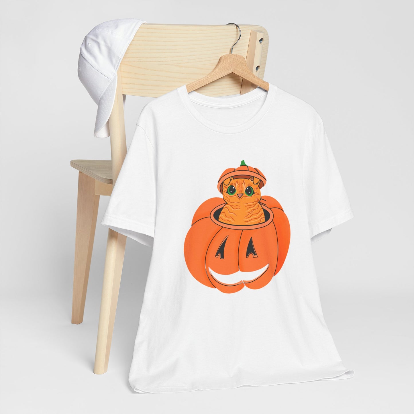 Cute Orange Cat Halloween Unisex Jersey Short Sleeve Tee