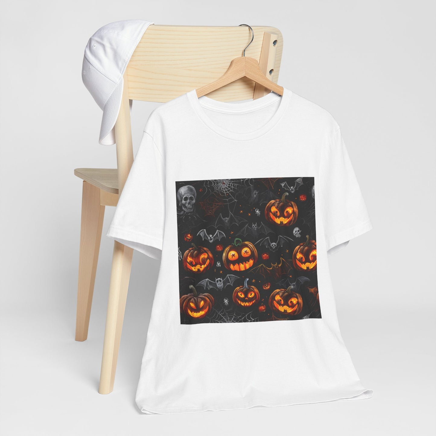 Spooky Pumpkin and Bats Pattern Unisex Jersey Short Sleeve Tee