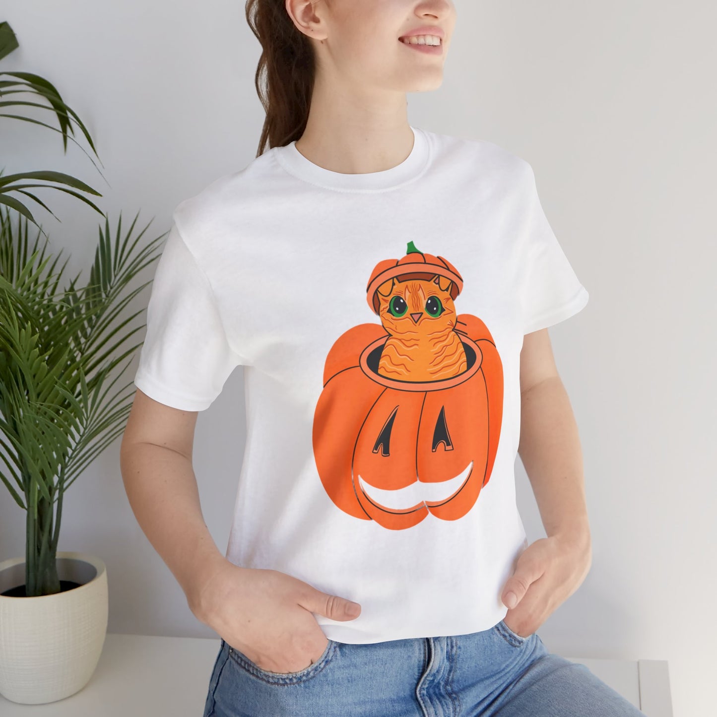 Cute Orange Cat Halloween Unisex Jersey Short Sleeve Tee